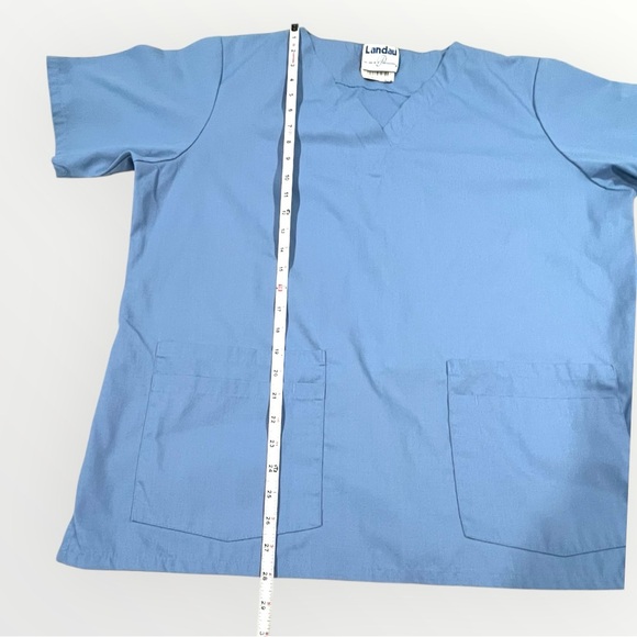 Landau Light Blue V-Neck Medical Scrub Top Unisex - Picture 8 of 12
